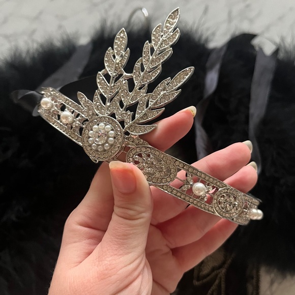 The Deco Haus 1920s Gatsby Daisy Headpiece/Tiara - Picture 1 of 5